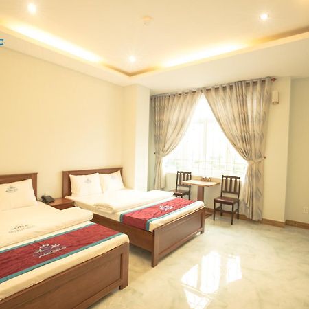 Bao Ngoc Hotel Бариа Экстерьер фото