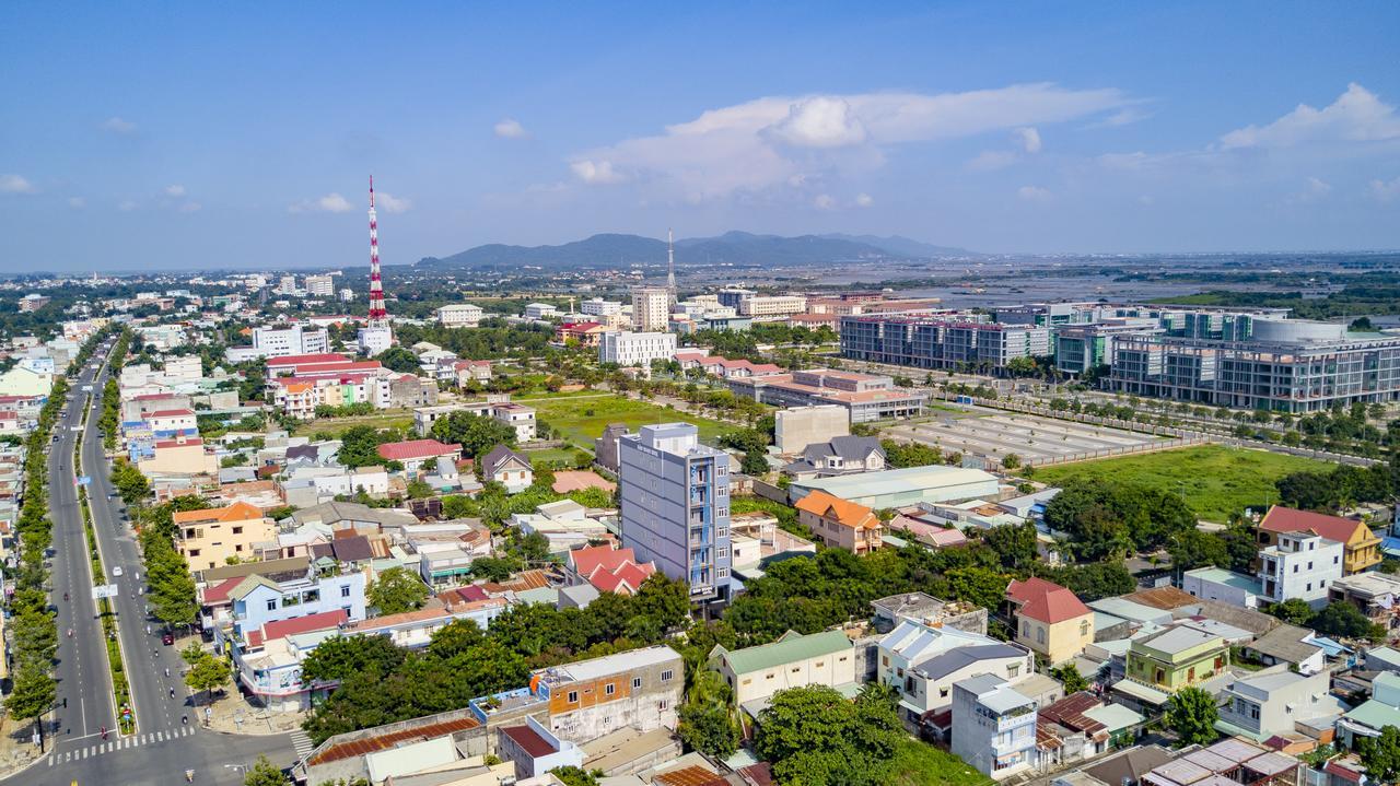 Bao Ngoc Hotel Бариа Экстерьер фото